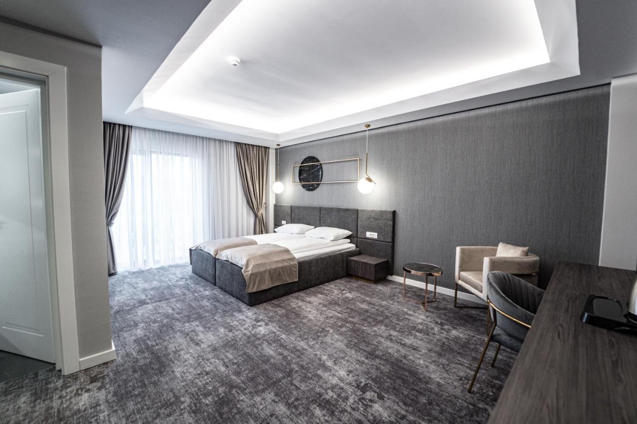 Caprice Complex Ξενοδοχείο Μπακάου Εξωτερικό φωτογραφία