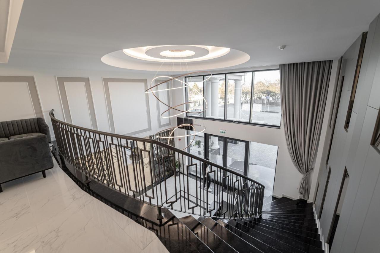 Caprice Complex Ξενοδοχείο Μπακάου Εξωτερικό φωτογραφία